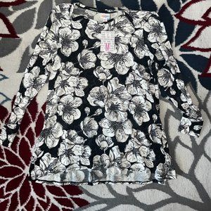 LuLaRoe 'Elizabeth" Top NWT